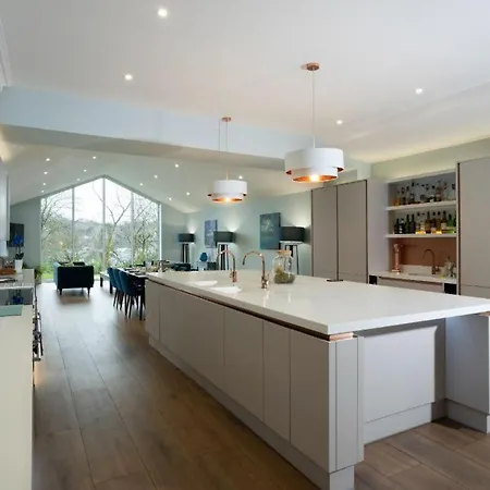 度假居 Luxury - Contemporary - Lakeland - Sleeps 10 - Lake Views
