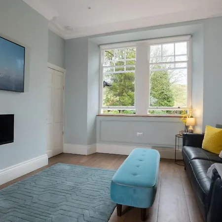 Luxury - Contemporary - Lakeland - Sleeps 10 - Lake Views Casa vacanze Windermere